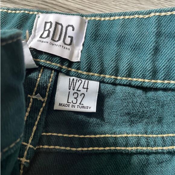 Forest Green Urban Outfitters BDG High-Waisted Jeans - Size 24 L 32 - Picture 2 of 3